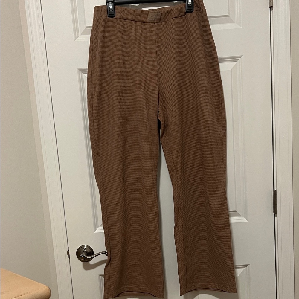 Comfrt Brown Wide Leg Pants